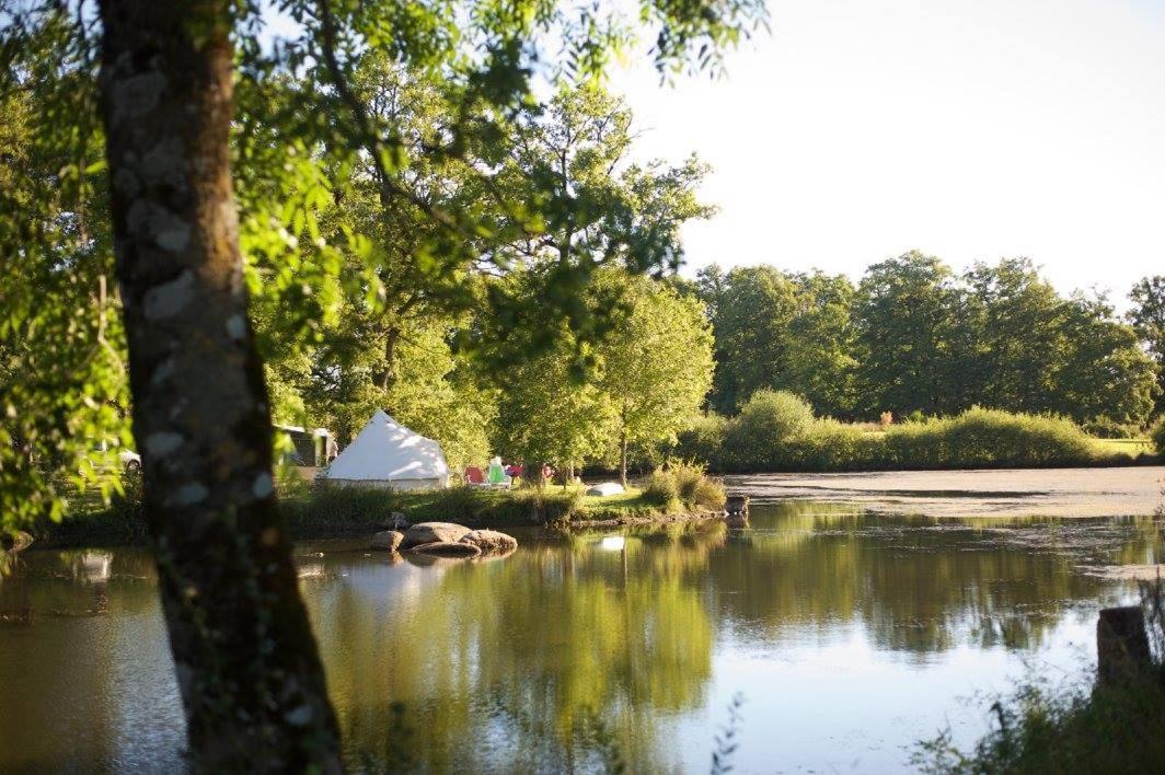 Camping Etang Du Camp Senergues Ngoại thất bức ảnh