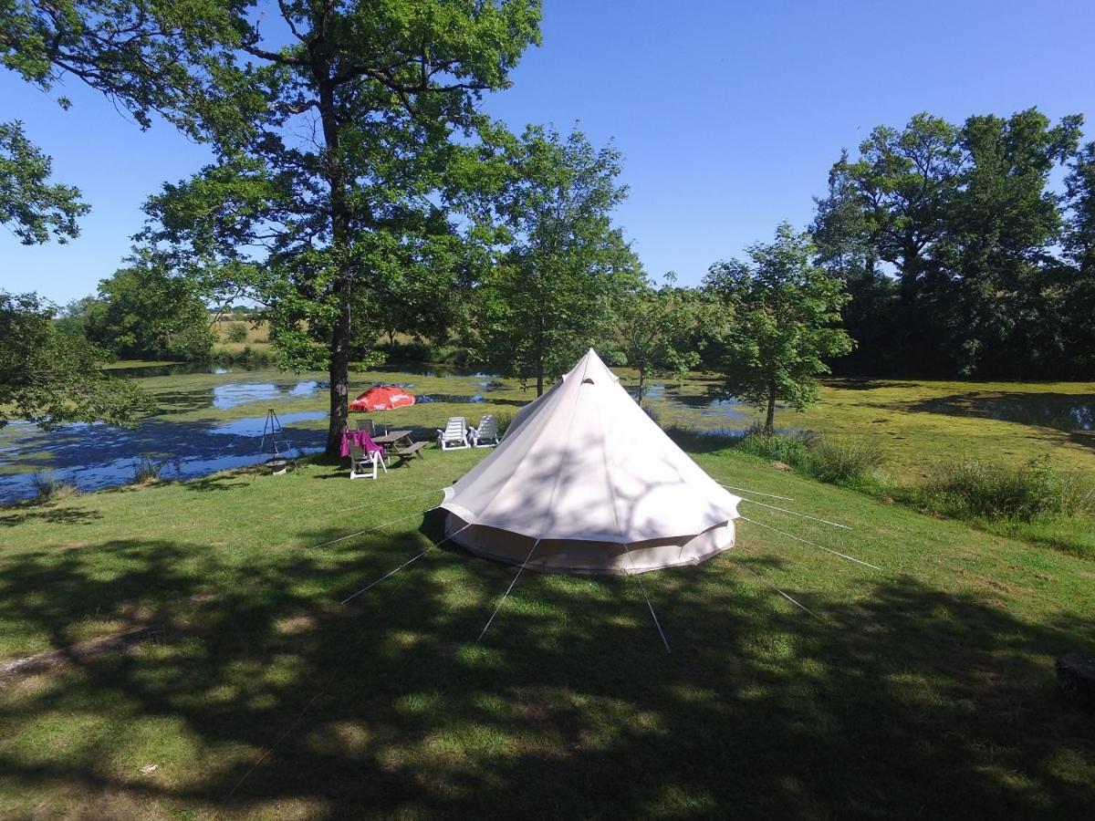 Camping Etang Du Camp Senergues Ngoại thất bức ảnh