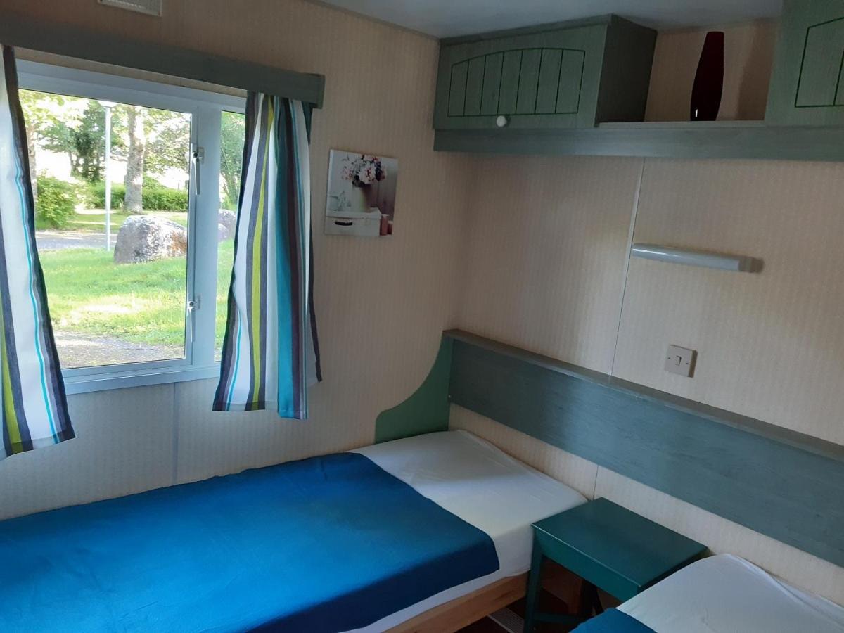 Camping Etang Du Camp Senergues Ngoại thất bức ảnh